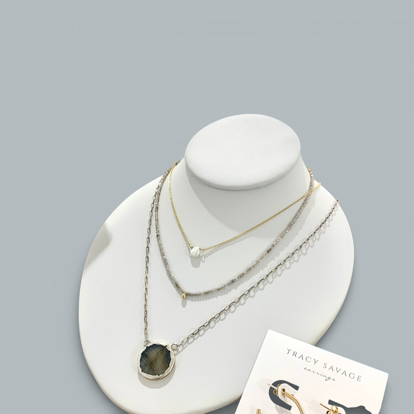 Isabelle petite labradorite necklace
