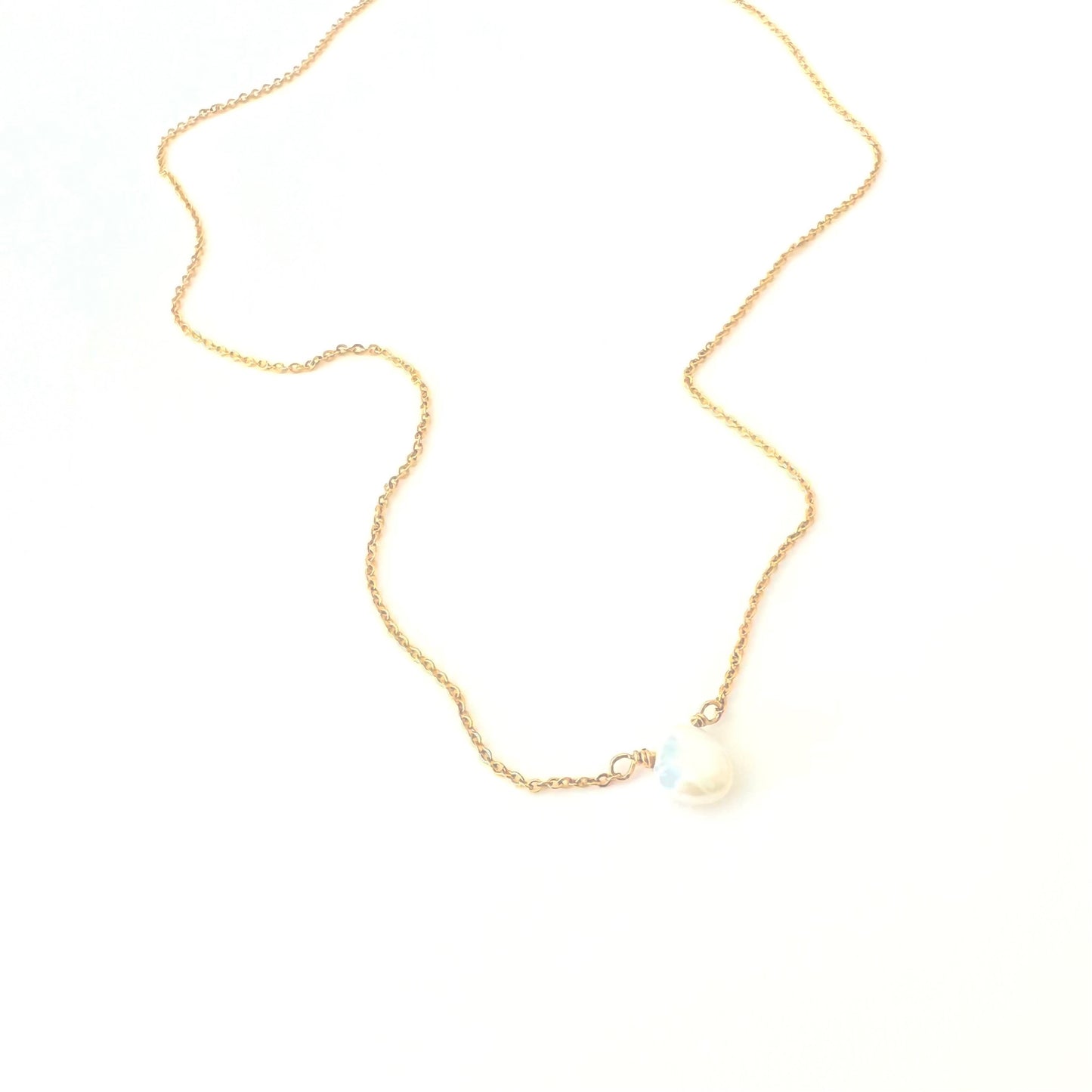 Lorraine mini pearl necklace