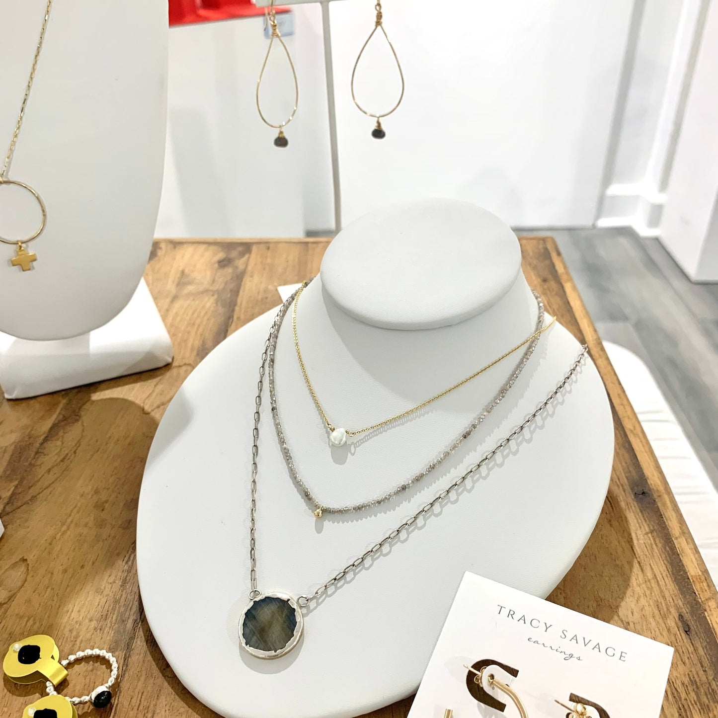 Isabelle petite labradorite necklace