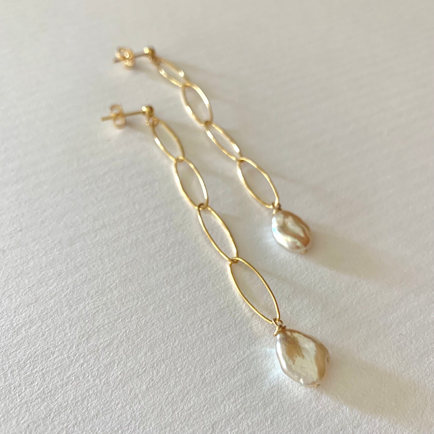 Caroline pearl drop earring