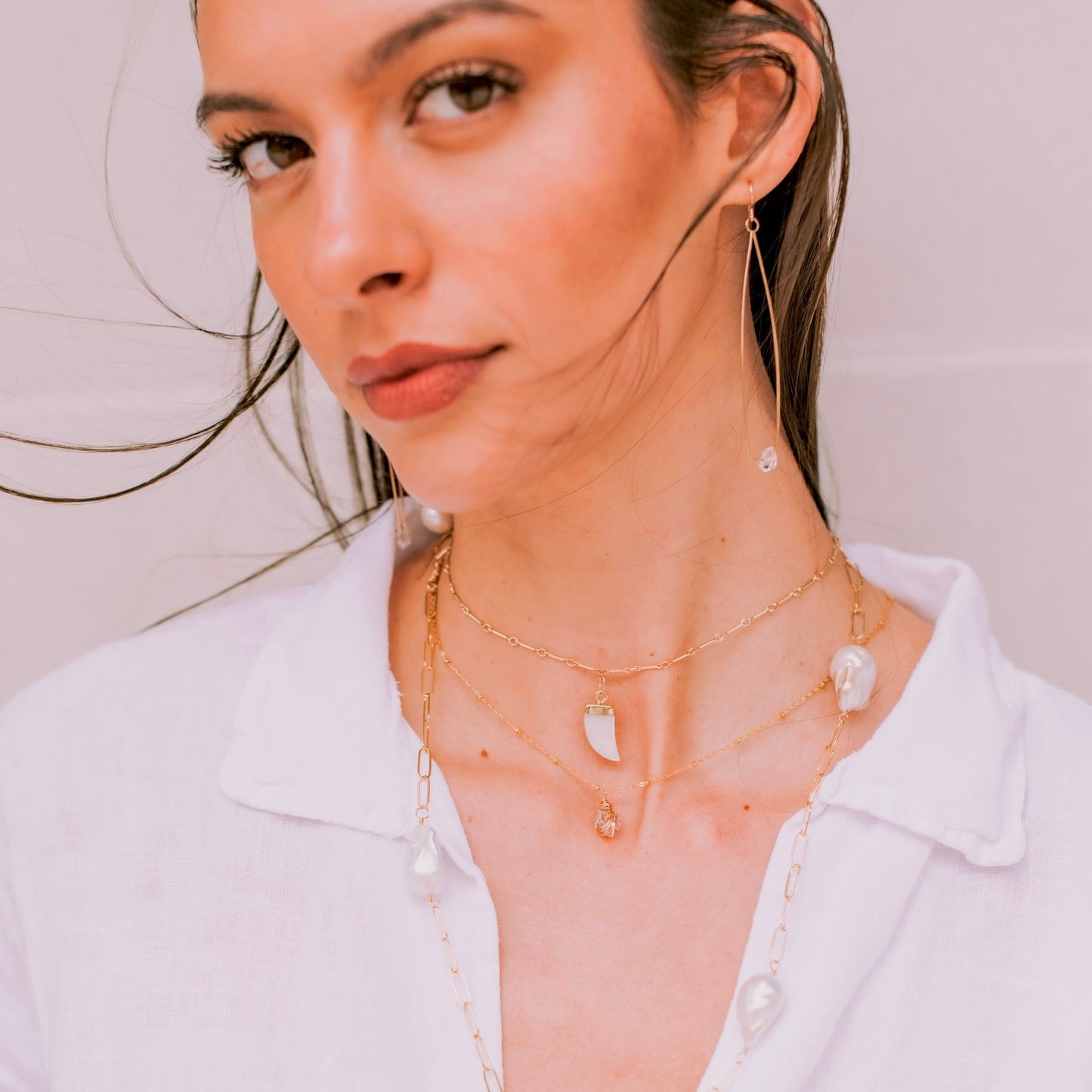 Calla pearl tusk necklace