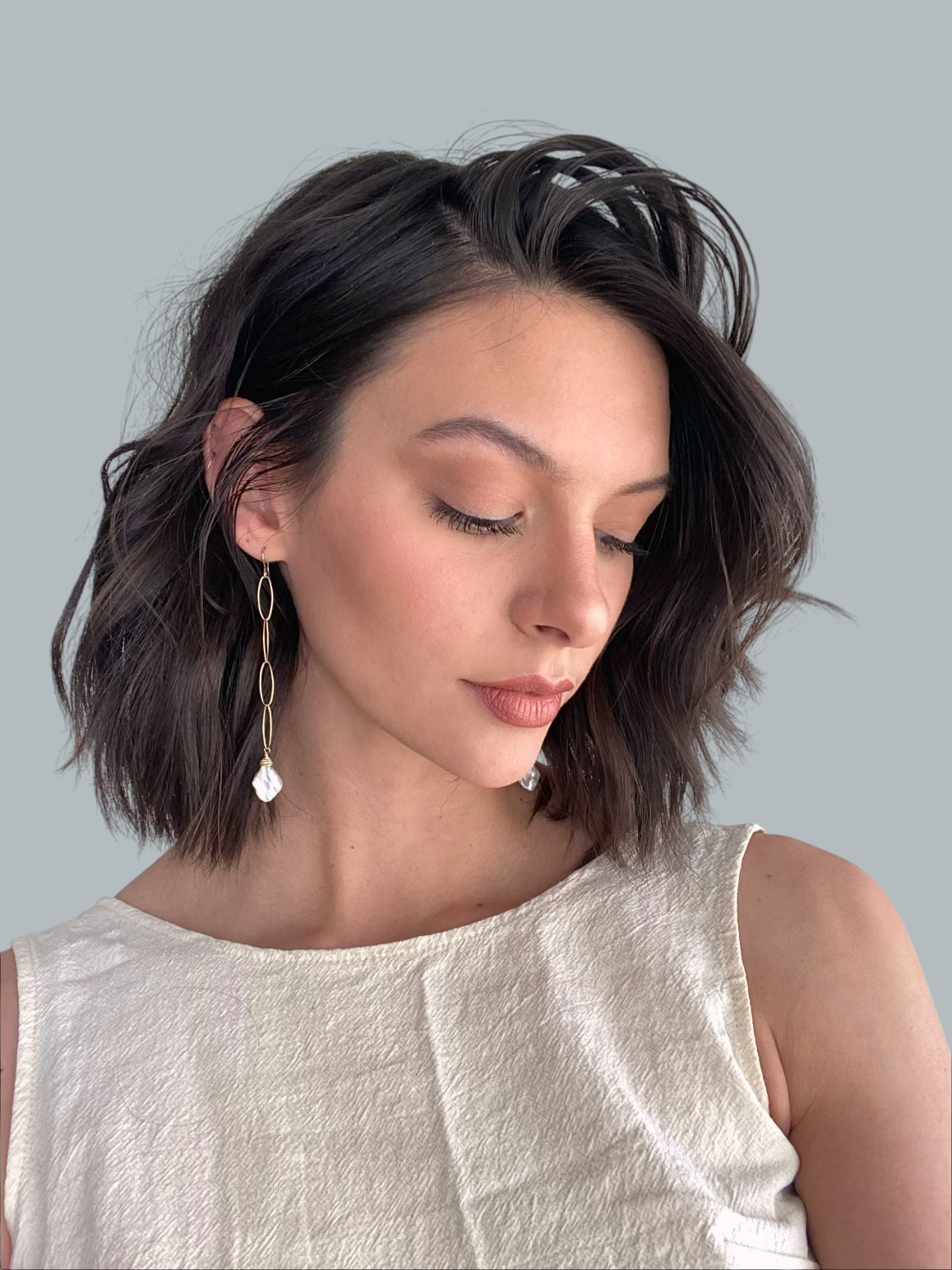 Caroline pearl drop earring