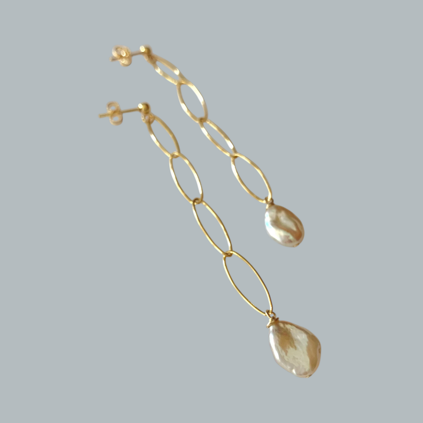 Caroline pearl drop earring