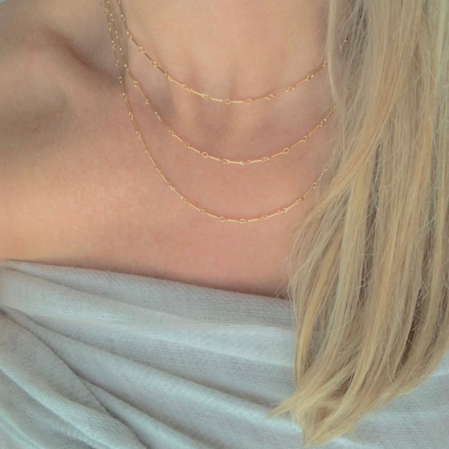 Alyce bar and link necklace