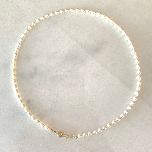 Mimi classic freshwater pearl necklace