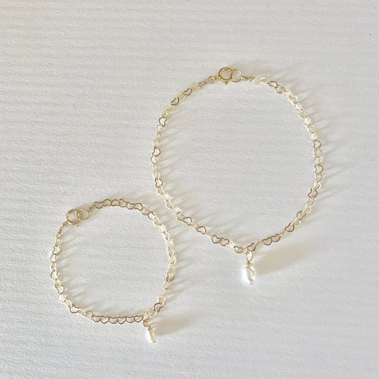 kitty child's heart link pearl bracelet