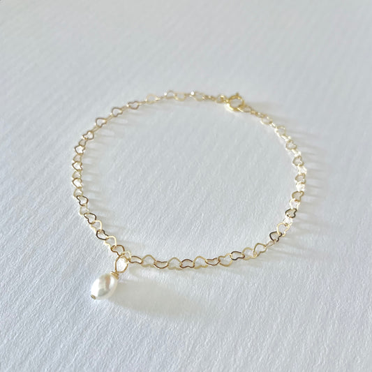 Reva pearl link pearl bracelet